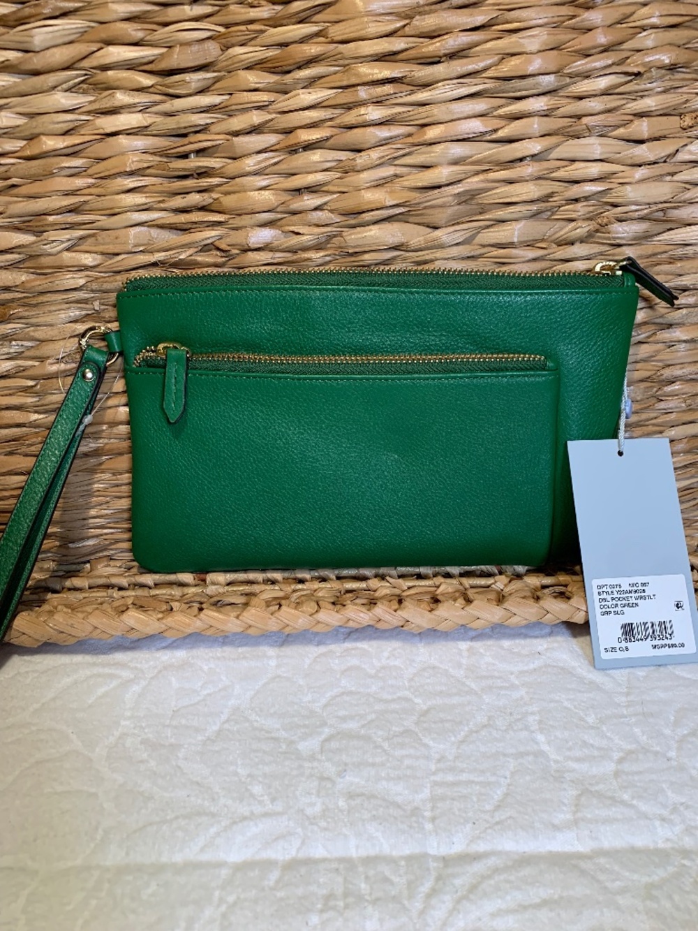 Antonio Melani Green zipper wallet handbag NWT